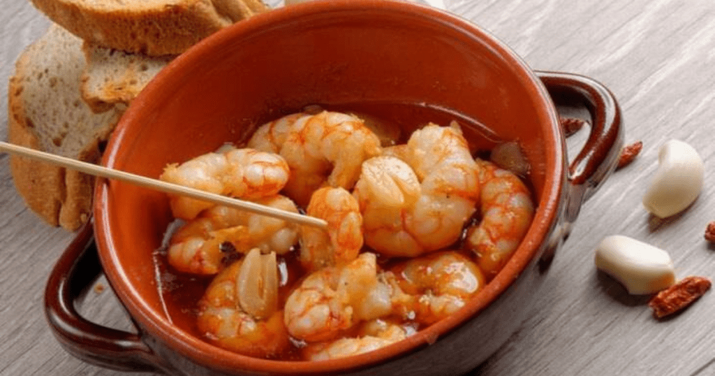 Gambas al Ajillo (Prawns in Garlic Oil)